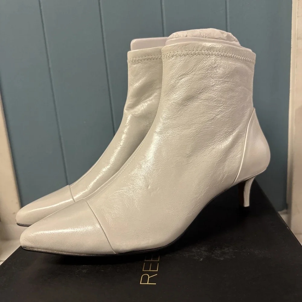 Rebecca‎ Minkoff Siya Leather White Pointed Toe Booties size 6.5 M Boots